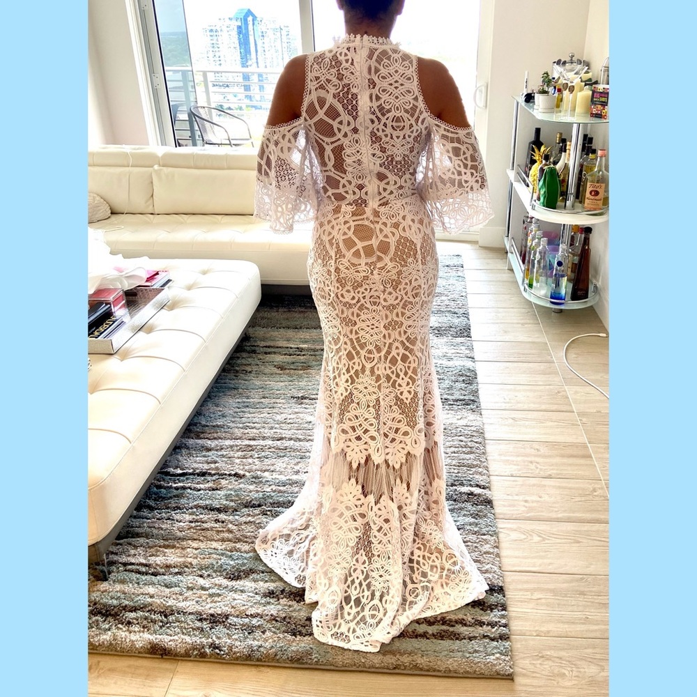 White lace dress